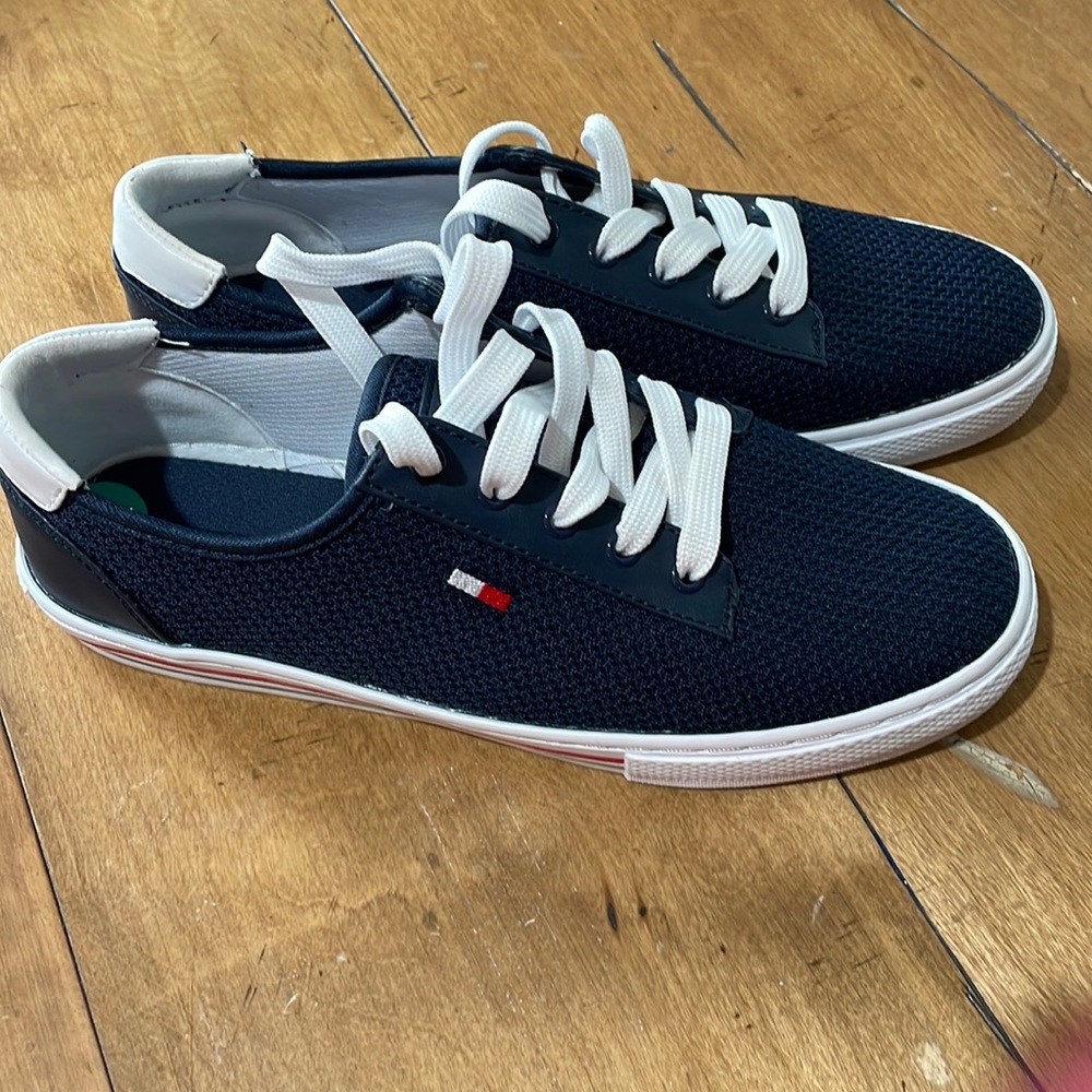 Tommy Hilfiger brand new sneakers never been worn